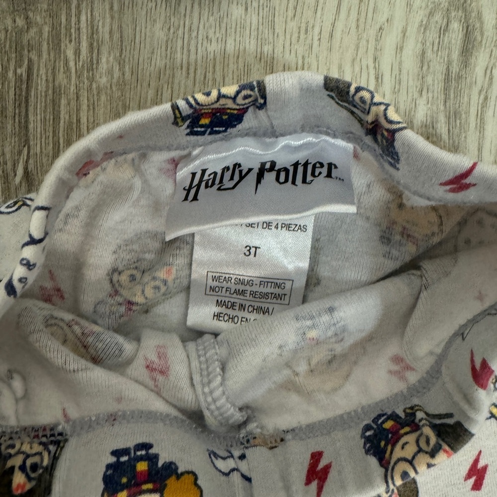 Harry Potter 3t PJS - Picture 4 of 6